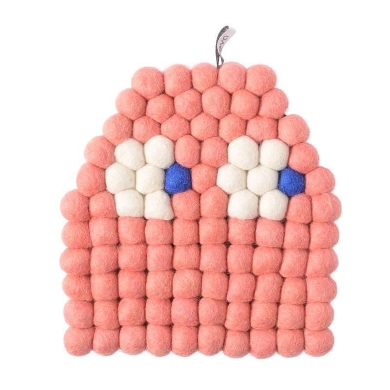 aveva TRIVET, SPOOKY, raspberry