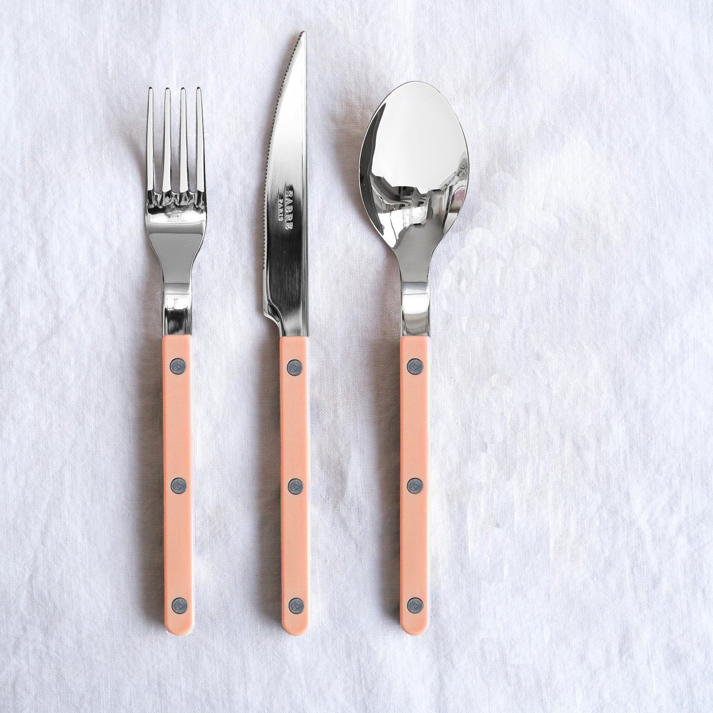 Sabre Paris- Bistrot Unifarben 3-teiliges Besteckset -NUDE PINK