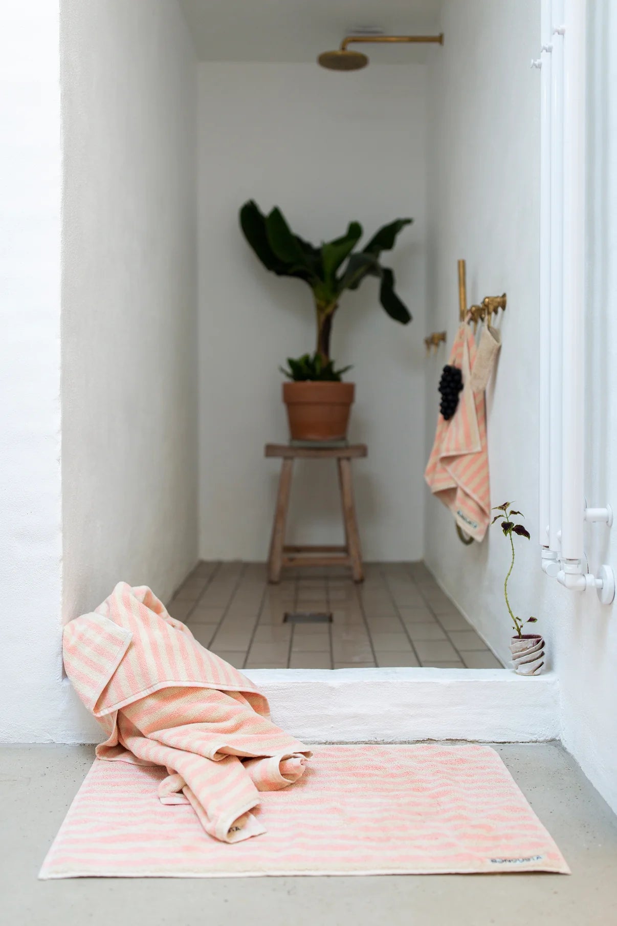 Bongusta - Naram Hand Towels - tropical & creme