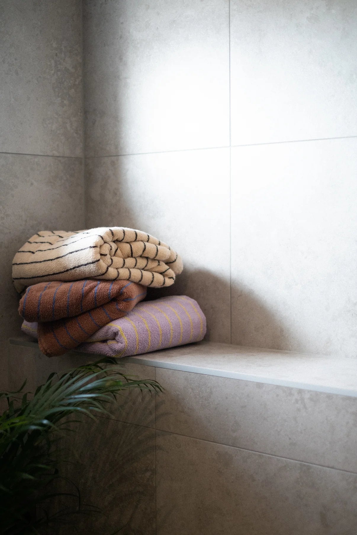 Bongusta - Naram Hand Towels - camel & ultramarine