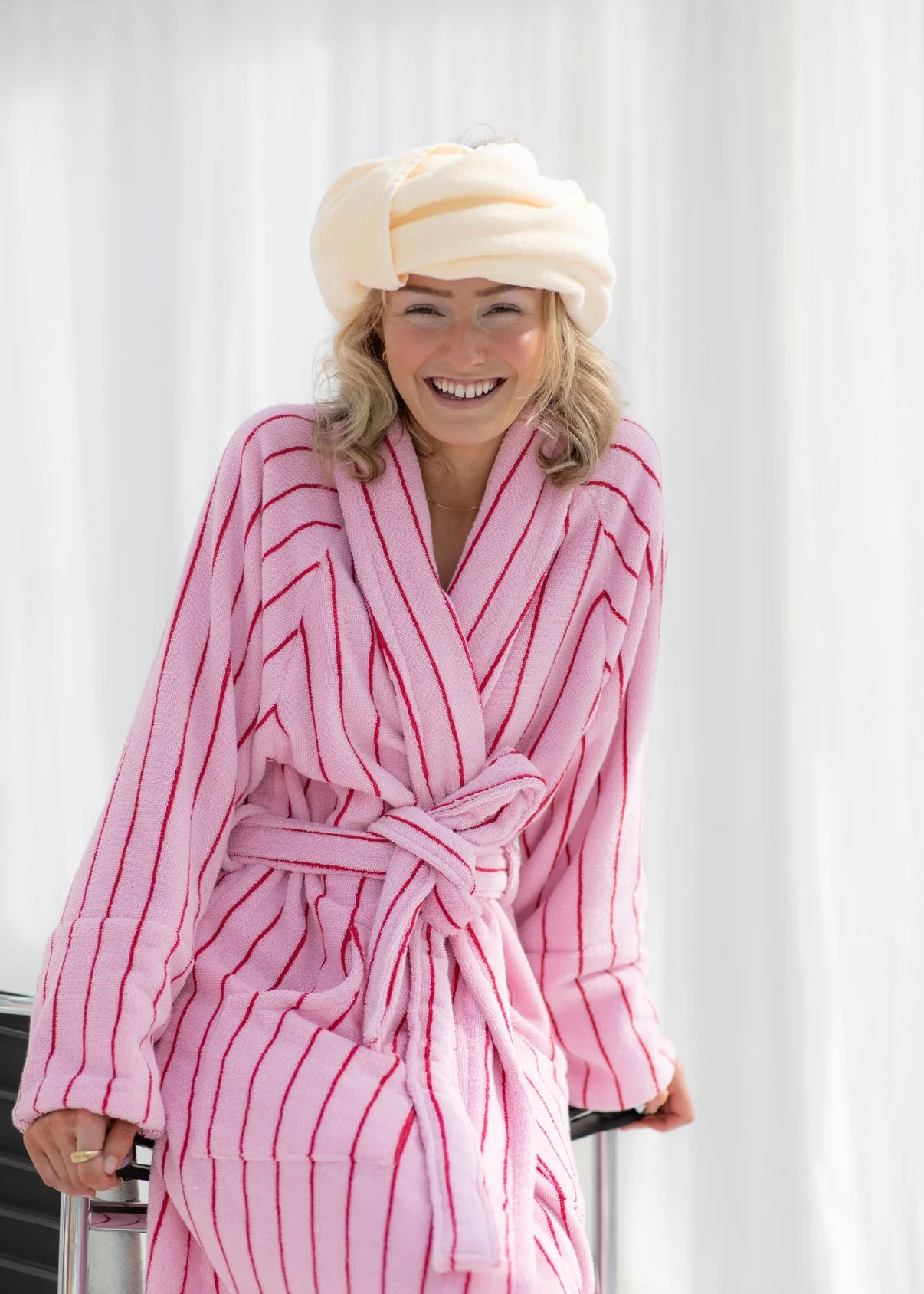 Bongusta - Naram Bathrobe - baby pink & ski patrol