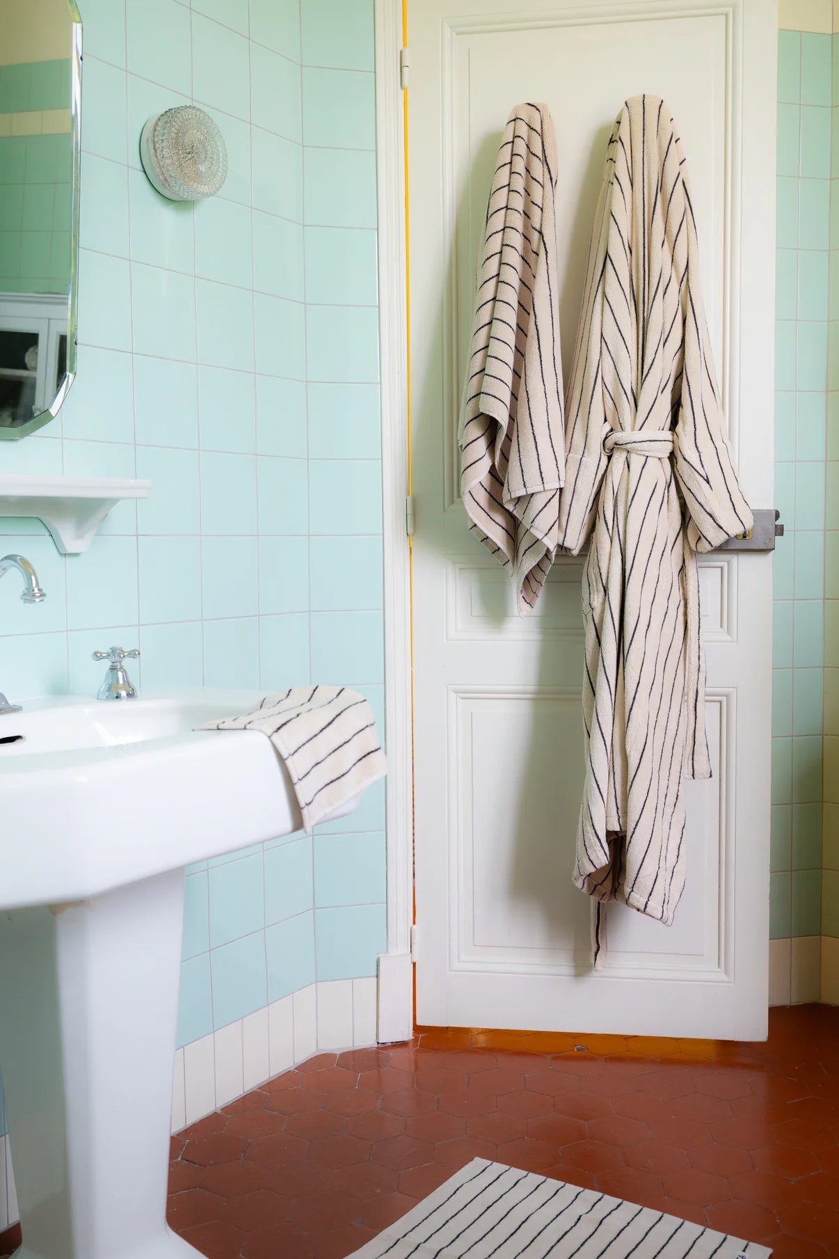 Bongusta - Naram Hand Towels - creme & ink