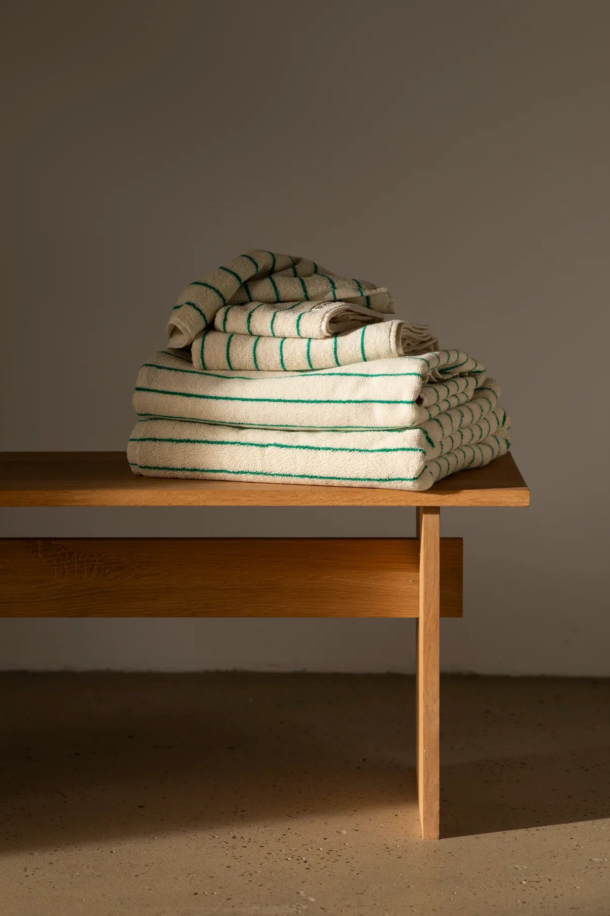 Bongusta - Naram Hand Towels - pure white & grass