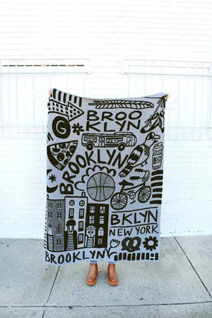 Calhoun & Co New York BROOKLYN KNIT BLANKET in L TRAIN