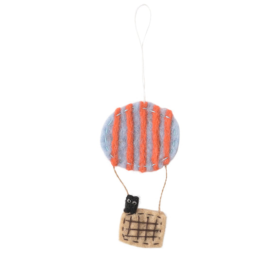 aveva LITTLE HANGINGS,air ballon