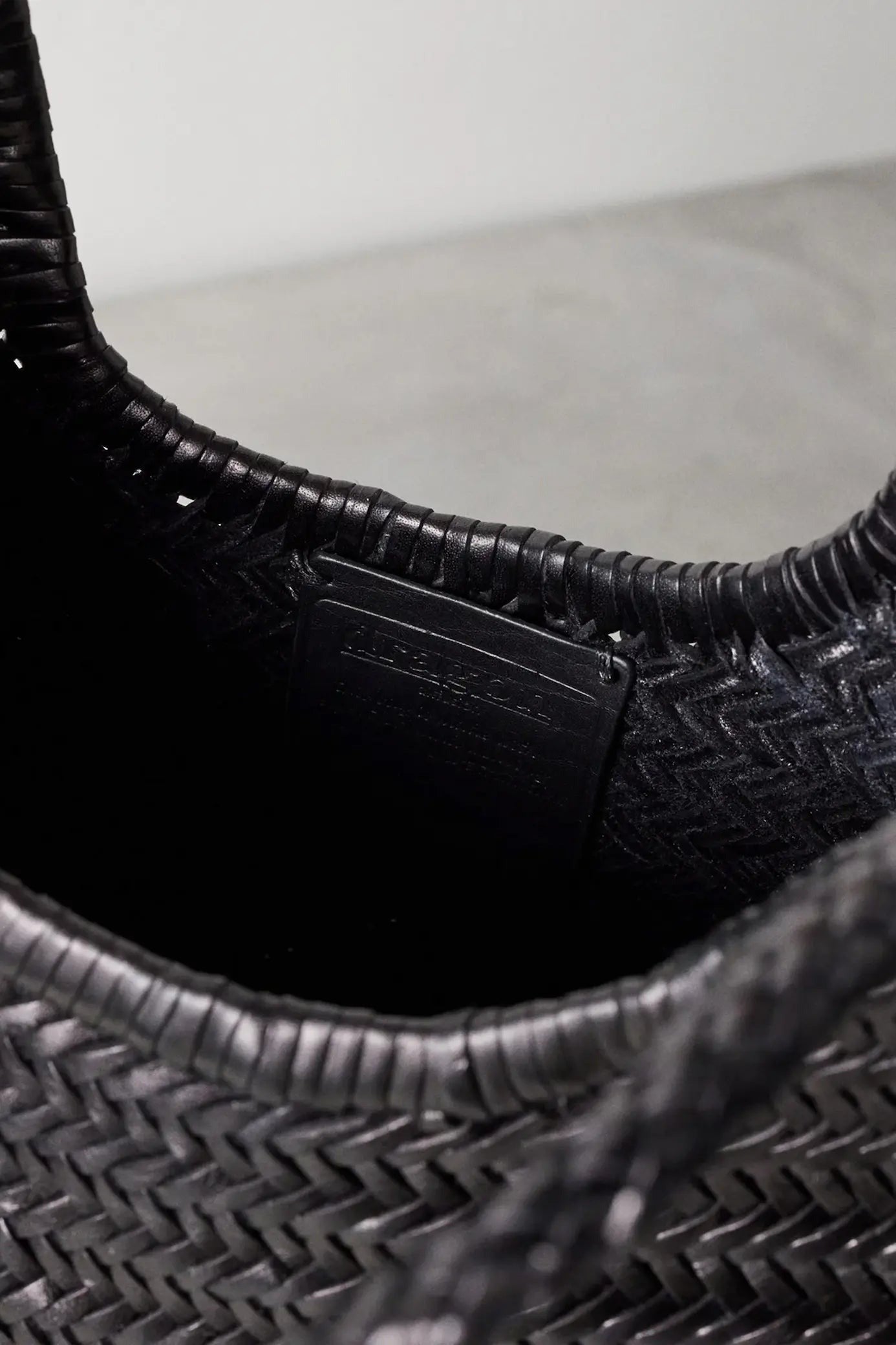 DRAGON DIFFUSION NS Diagonal Triple Jump Black